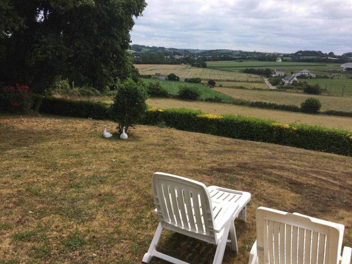Aux 2 Oies Bed & Breakfast Plouider Bagian luar foto